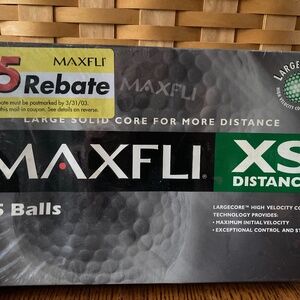 MAXFLI CS Distance Large Core Golf Balls NEW in Box 15 balls